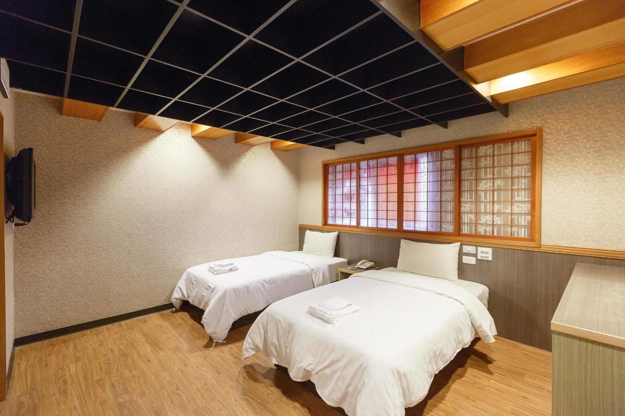 Hôtel Huahou à Kaohsiung Extérieur photo