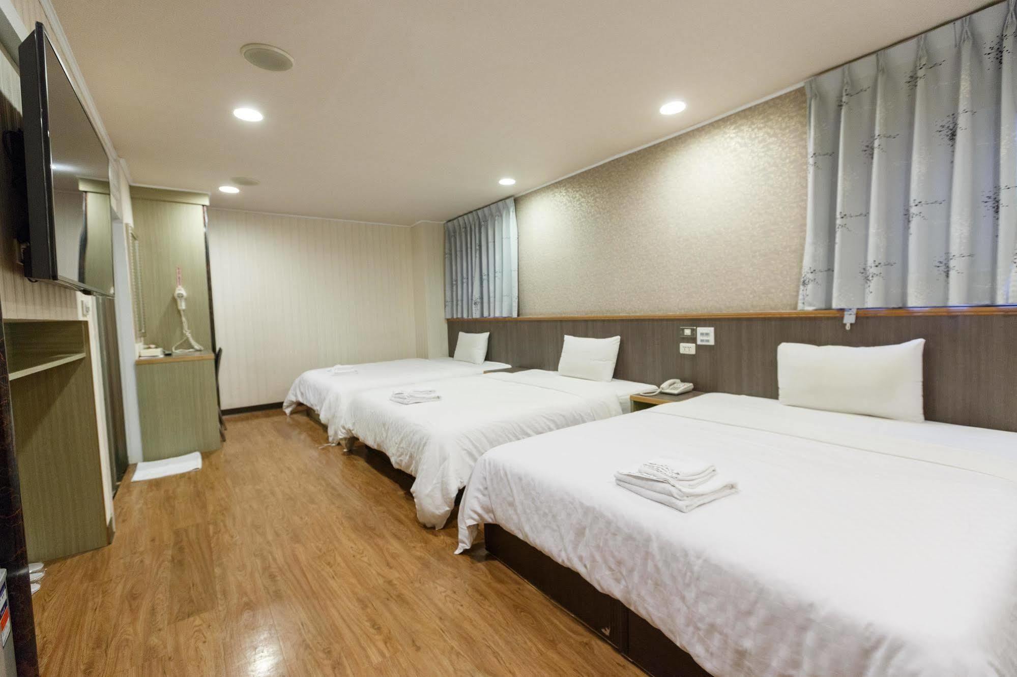 Hôtel Huahou à Kaohsiung Extérieur photo