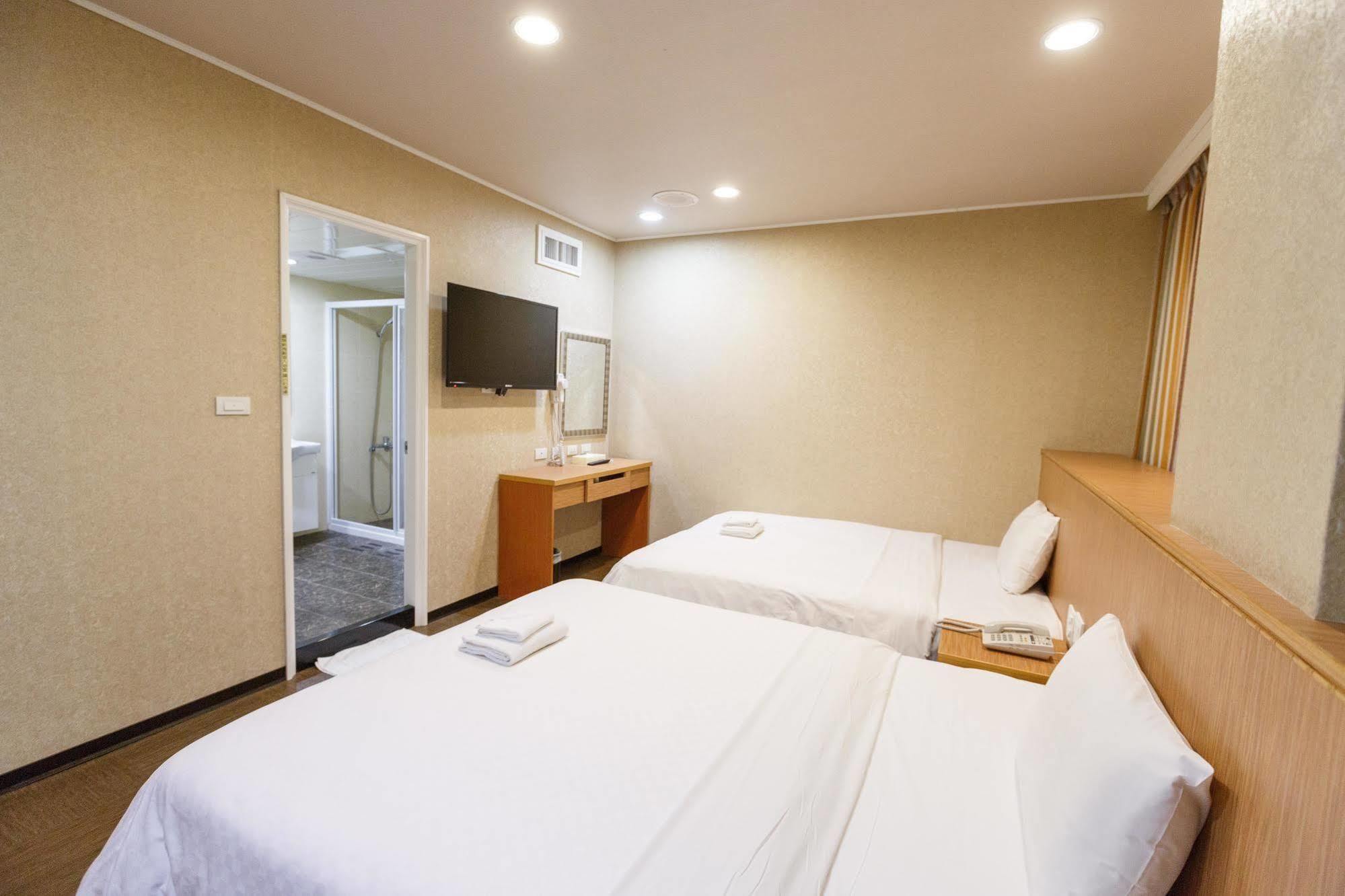 Hôtel Huahou à Kaohsiung Extérieur photo