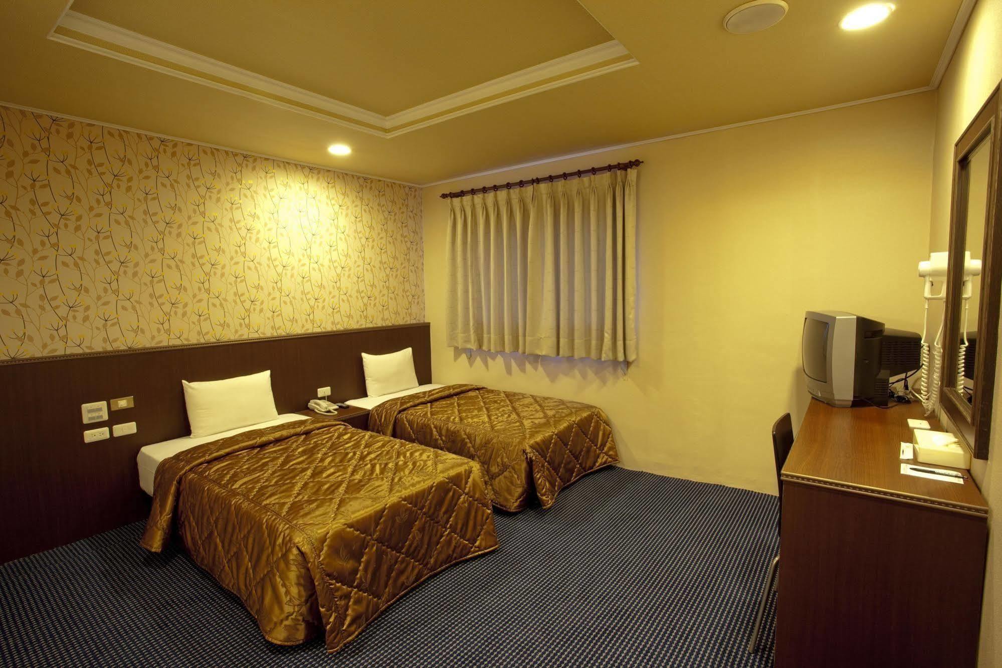 Hôtel Huahou à Kaohsiung Extérieur photo